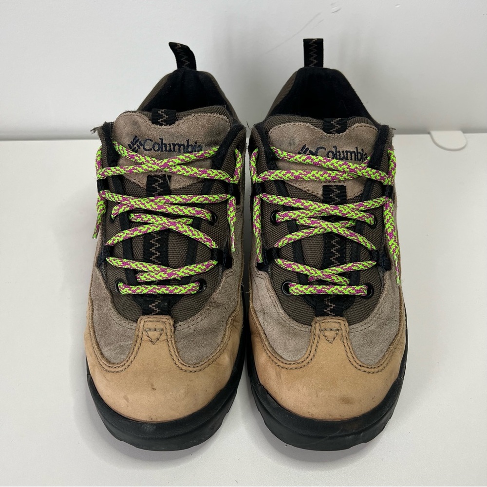 Colombia trekking sneakers